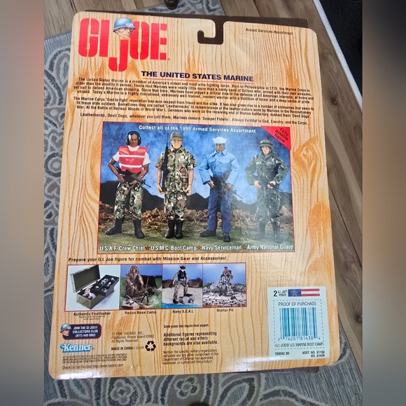 Hasbro 1998 G.I. Joe  U.S.M.C. Boot Camp 12” Action Figure - Picture 2 of 2